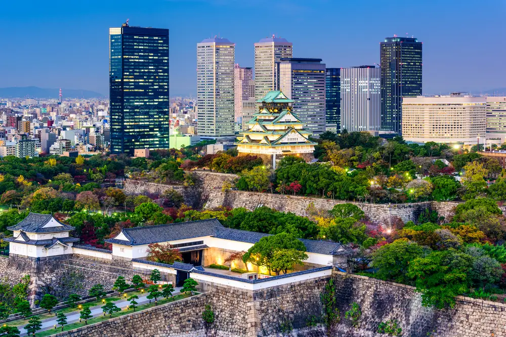 Hotels in Osaka are waiting for you to discover the city's beauty! Find the best deals here!