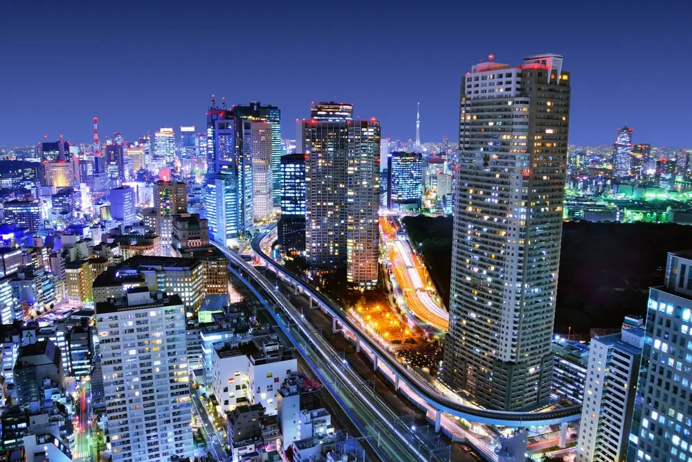 Hotels in Tokyo are waiting for you to discover the beauty of the city! Find the best deals here.