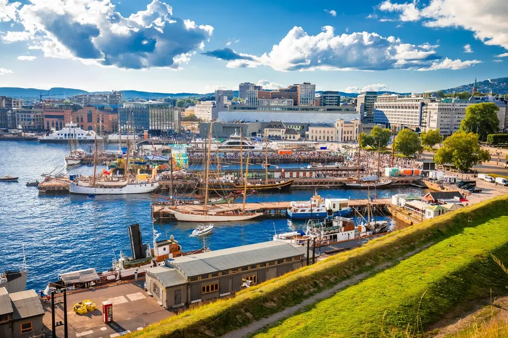 Oslo flights - Book your flights to Oslo now!