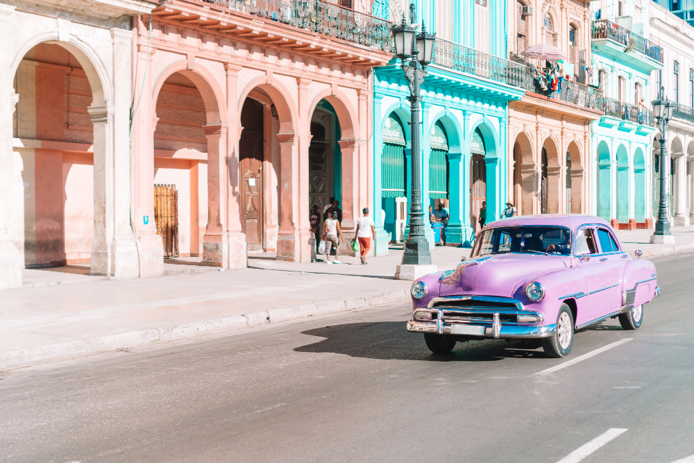 Cuba flights - Book your flights to Cuba now!