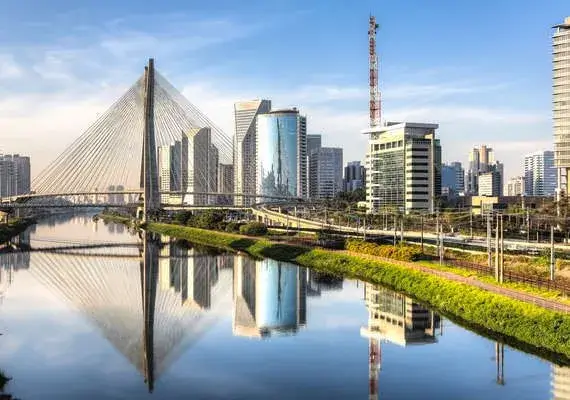 Discover São Paulo’s top hotels, vibrant culture, and must-see attractions for an unforgettable trip.