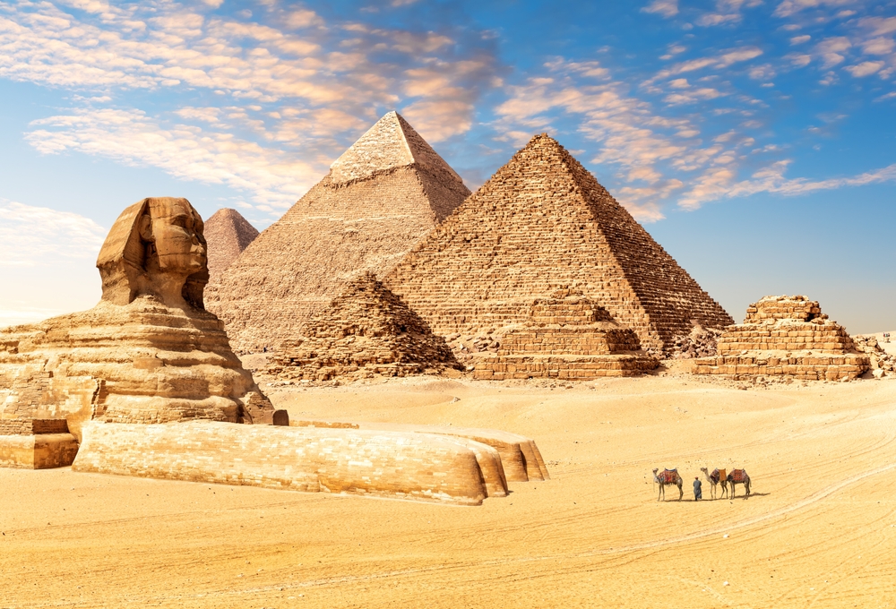 Giza flights - Book your flights to Giza now!